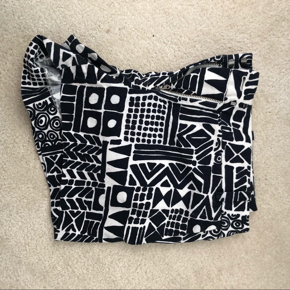 Black pattern shorts j crew great condition